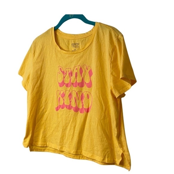 FREEZE Stay Kind Yellow Crop Top Says Size XL Juniors ☀️ - Picture 3 of 10